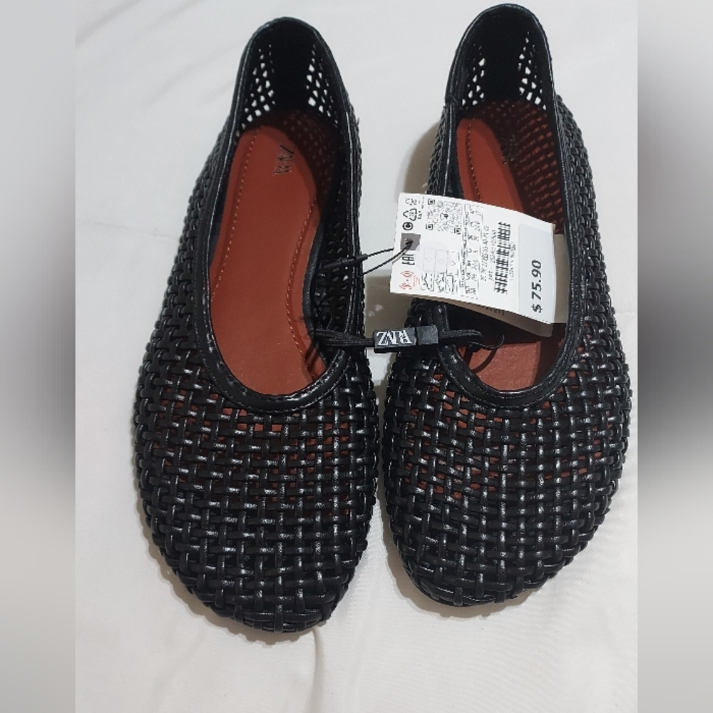 Zara Black Woven Flats - Picture 5 of 10